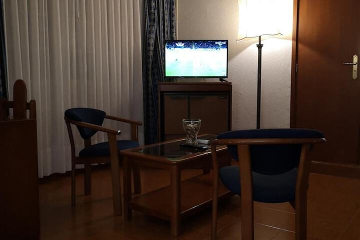 Room 25 of 47