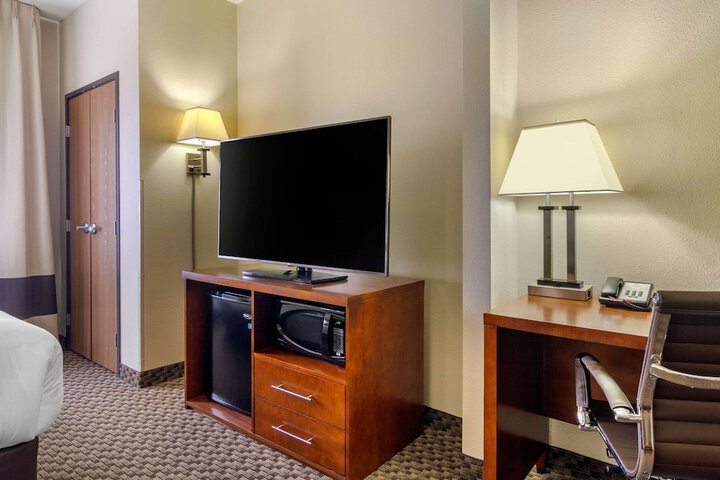 Room 7 of 35