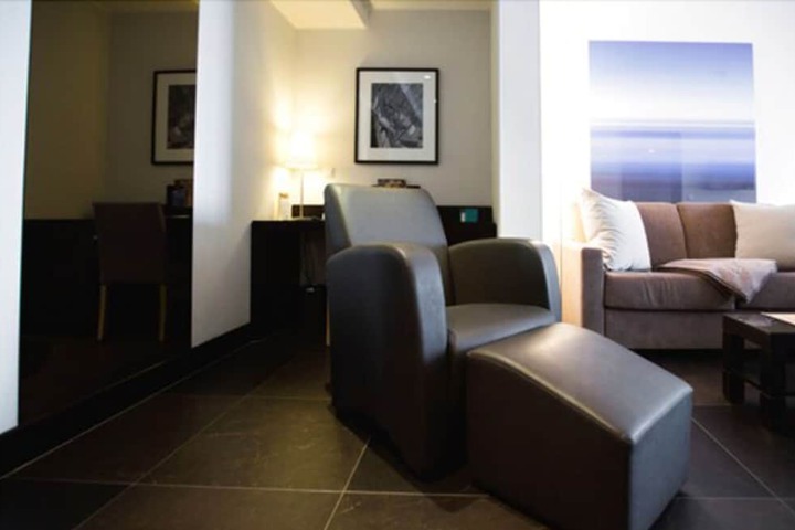 Room 4 of 30