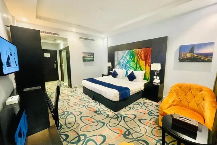 Room 4 of 31