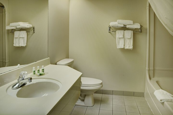 Room 12 of 20