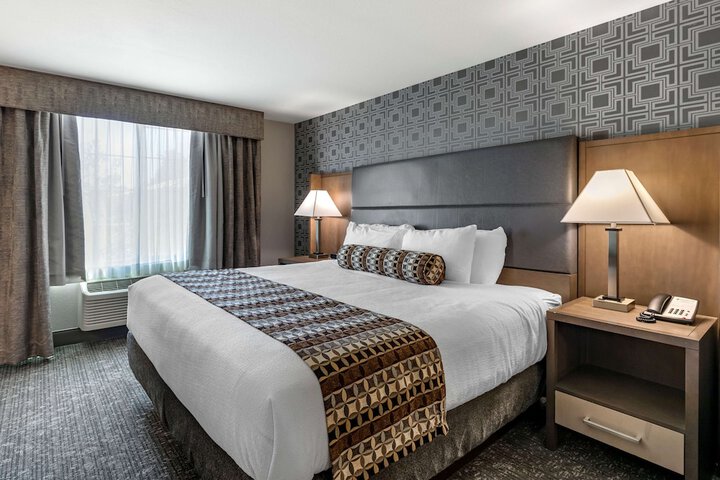 Room 28 of 45