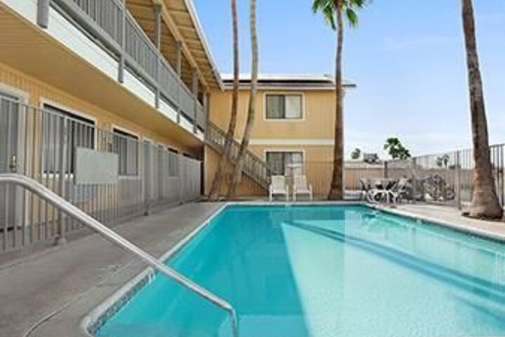 Pool 39 of 47