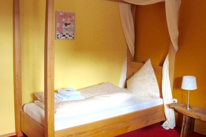 Room 5 of 45