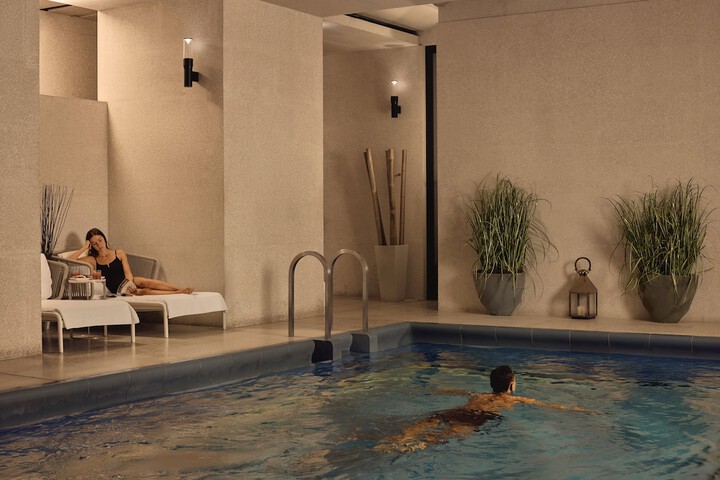 Pool 194 of 241
