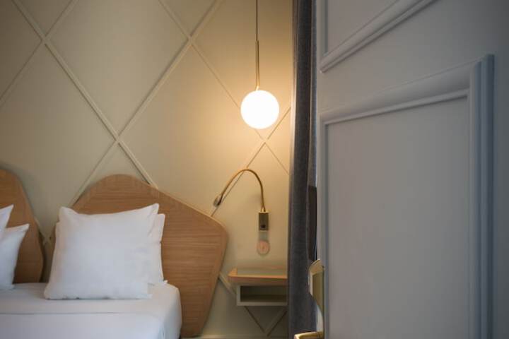 Room 8 of 45