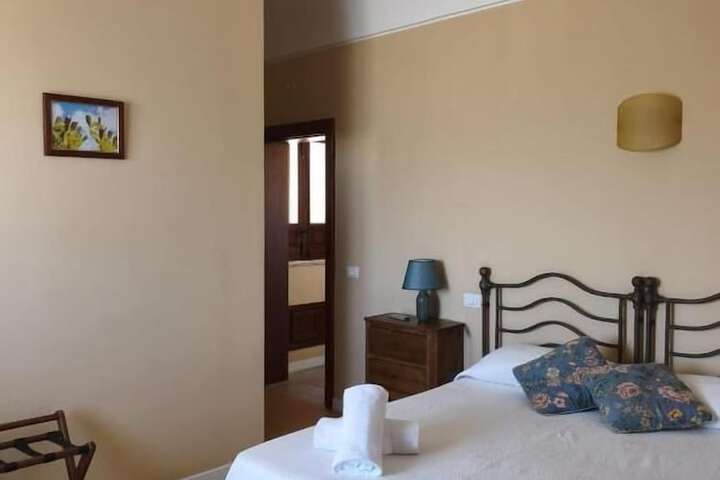 Room 15 of 54