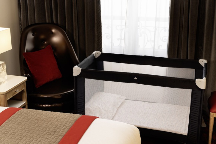 Room 22 of 42