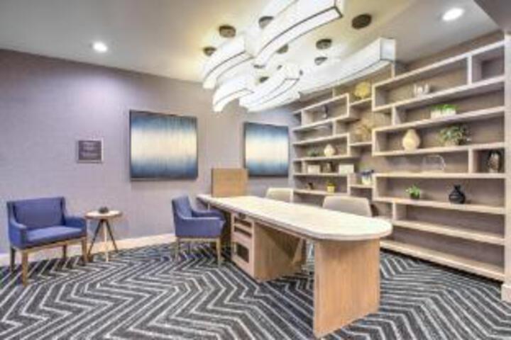 Business Center 12 of 23