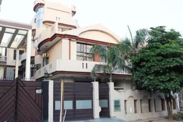OYO Rooms Noida Sector 50 Block C