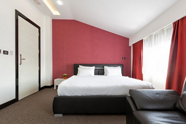 Room 47 of 267