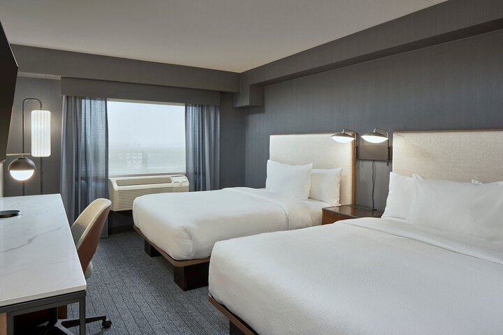 Room 3 of 19