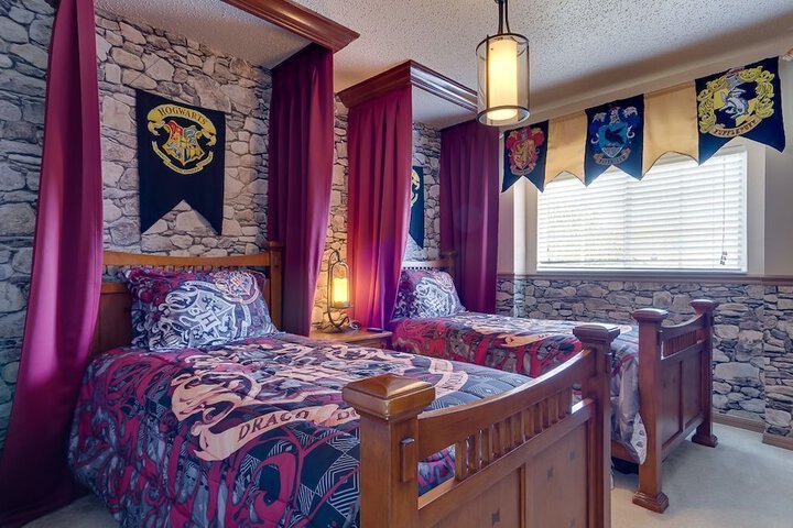 Room 2 of 24
