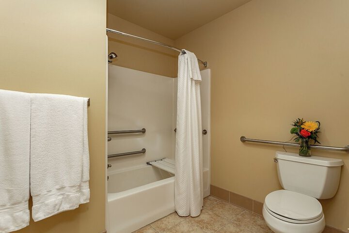 Executive 2 Queen Beds (7 of 7)