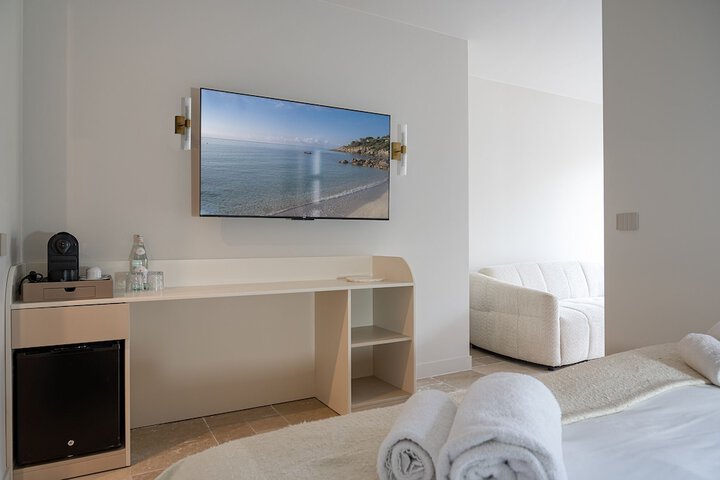 Room 9 of 55