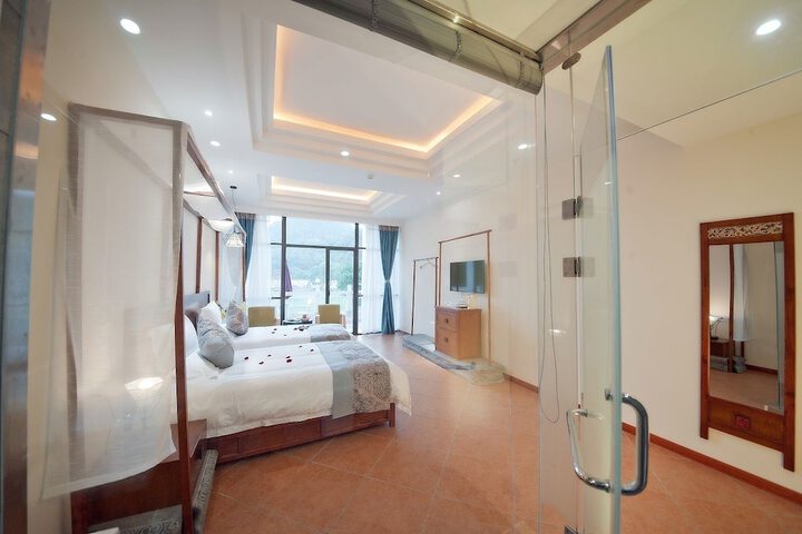 Room 20 of 161