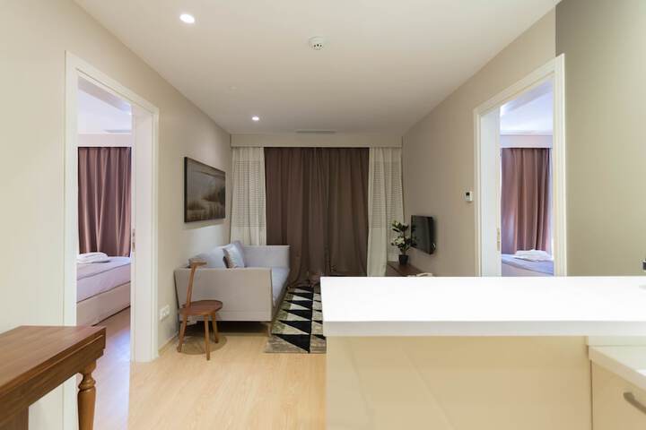 Room 6 of 46
