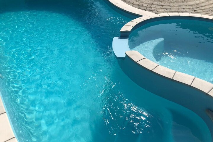 Pool 91 of 151