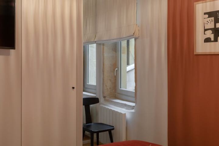 Room 135 of 780