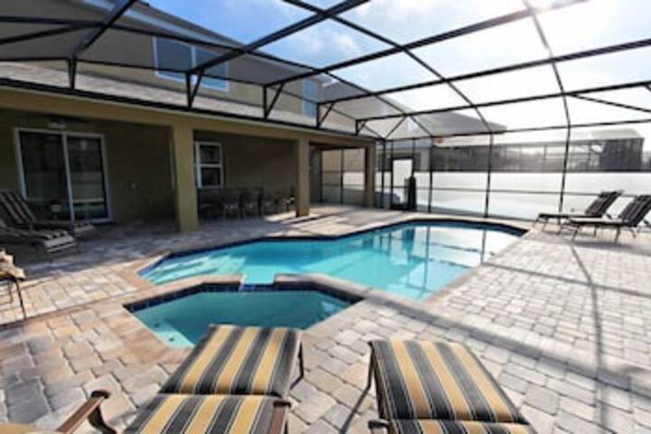 Pool 20 of 23
