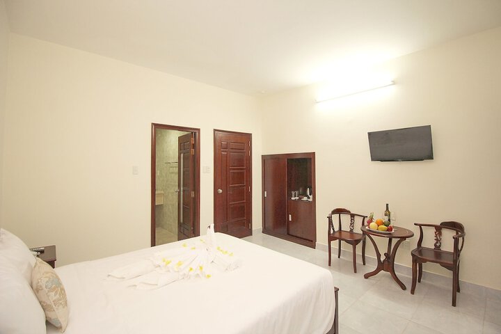 Room 25 of 151