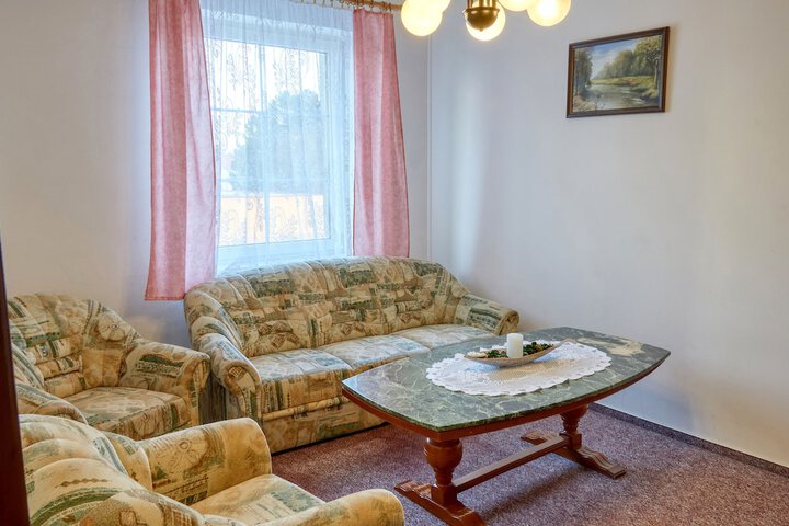 Room 16 of 45