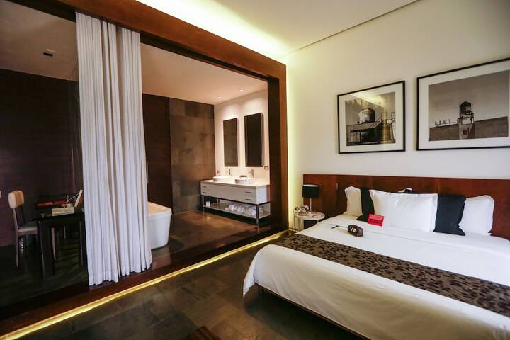 Room 11 of 82