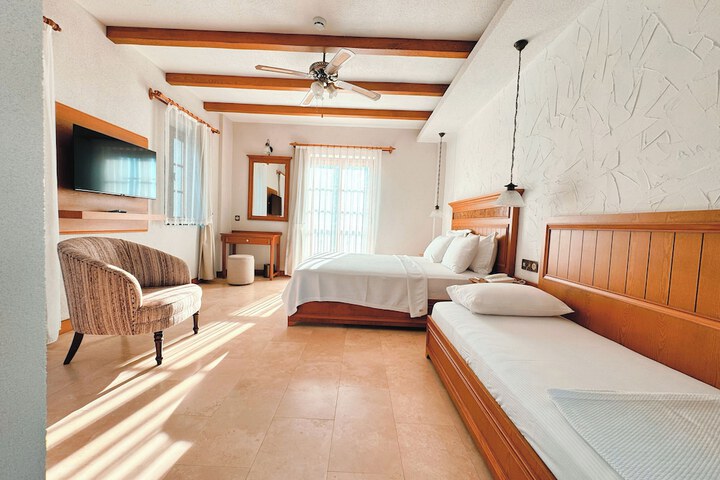 Room 30 of 63