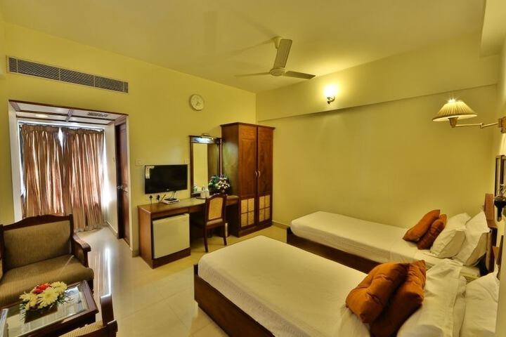 Room 5 of 30