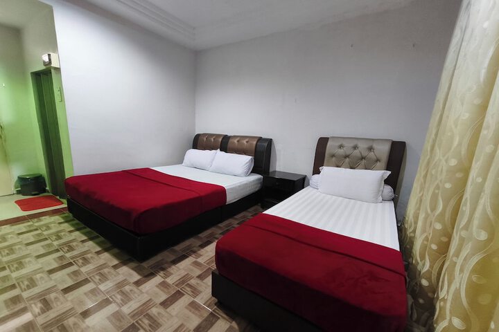 Room 22 of 37
