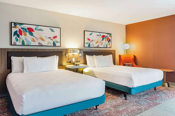 2 Double Beds (2 of 12)