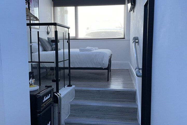 Room 22 of 62