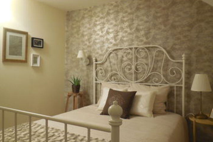 Room 25 of 32