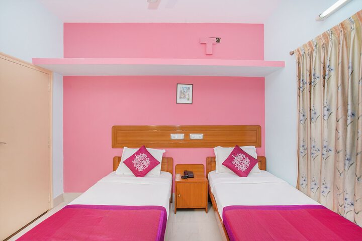 Room 8 of 15