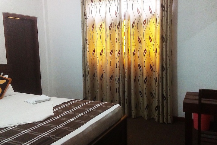 Room 16 of 49