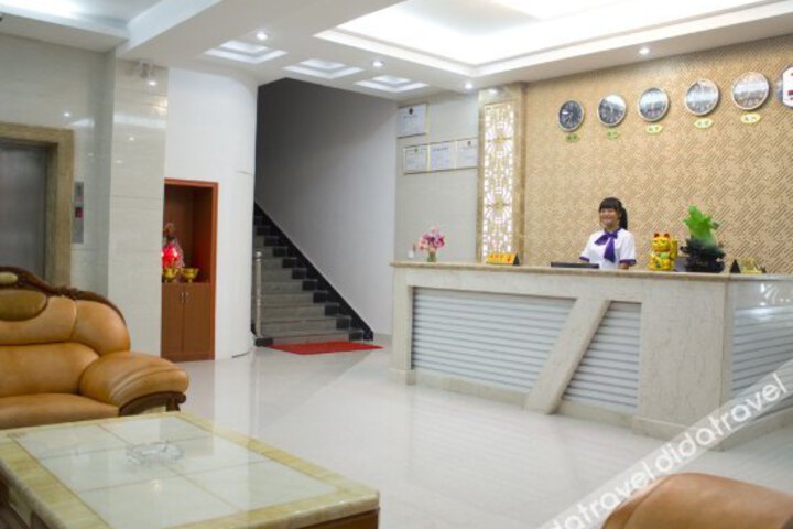 Hualin Hotel