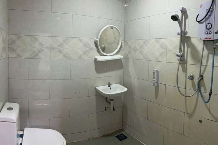 Room 90 of 129