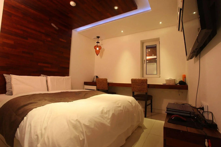 Suite Room