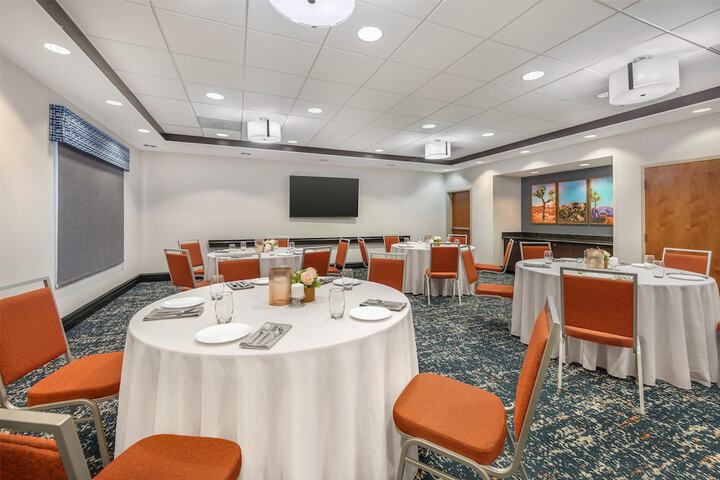 Meeting facility