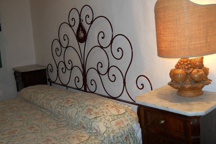 Room 4 of 34