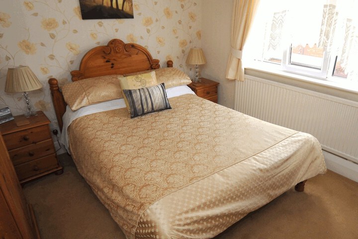 Room 3 of 7