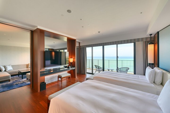 Room 44 of 147