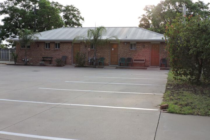 Property Grounds 14 of 23