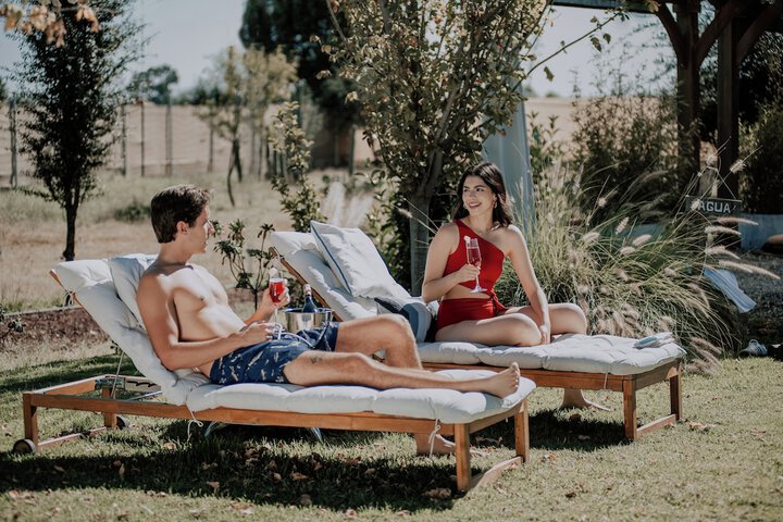 Pool 44 of 108