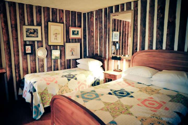 Room 7 of 61
