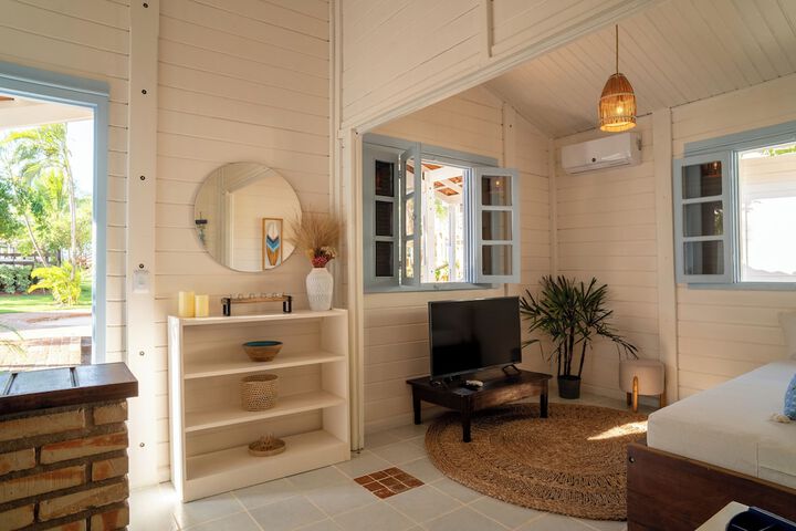 Room 3 of 44