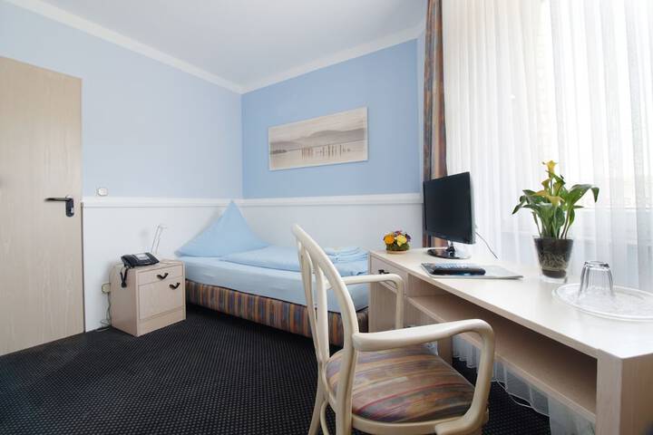 Room 14 of 43