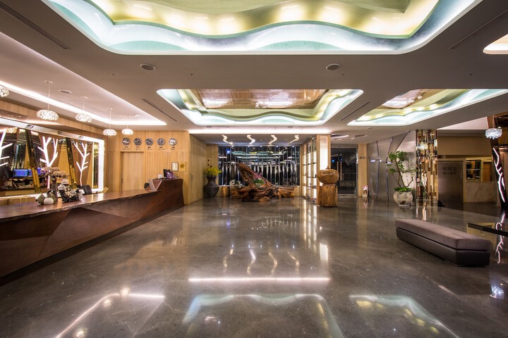 Guest Lobby