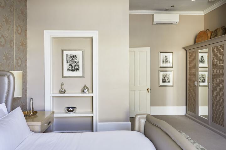 Room 13 of 67