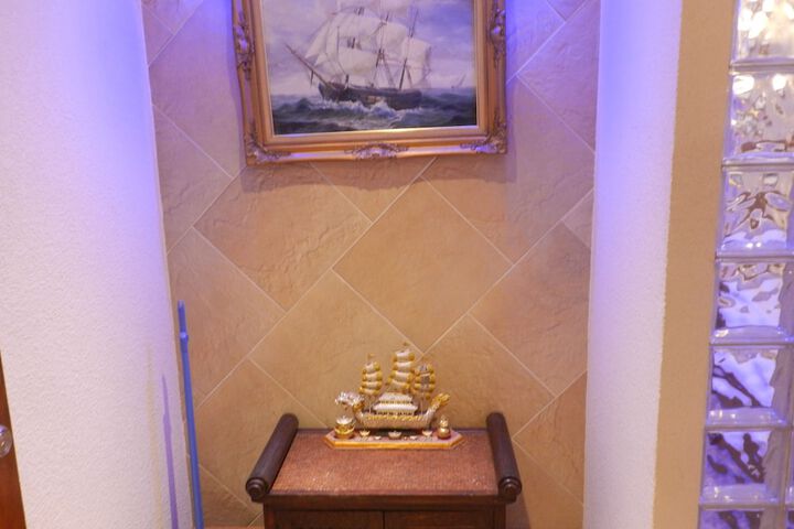 Room 19 of 259